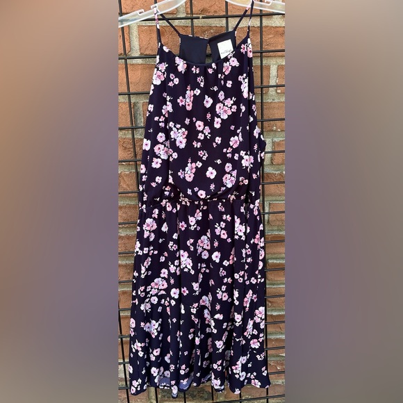 Kaileigh Floral Dress Size L EUC Perfect for Spring - Picture 2 of 4